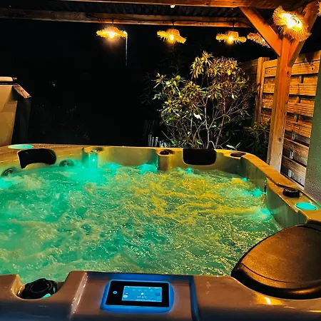 Mini Avec Piscine Et Jacuzzi Prives, Sauna Et Home-cinema A 800m Des Commodites * La Baule-Escoublac