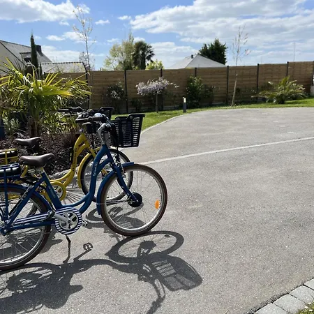 Mini Avec Piscine Et Jacuzzi Prives, Sauna Et Home-cinema A 800m Des Commodites La Baule-Escoublac