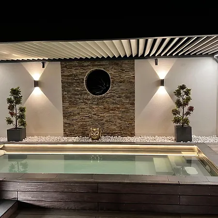 75m2 Avec Piscine Et Jacuzzi Prives, Sauna Et Home-cinema A 800m Des Commodites * La Baule-Escoublac