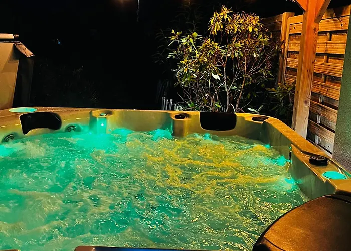 75m2 Avec Piscine Et Jacuzzi Prives, Sauna Et Home-cinema A 800m Des Commodites * La Baule-Escoublac